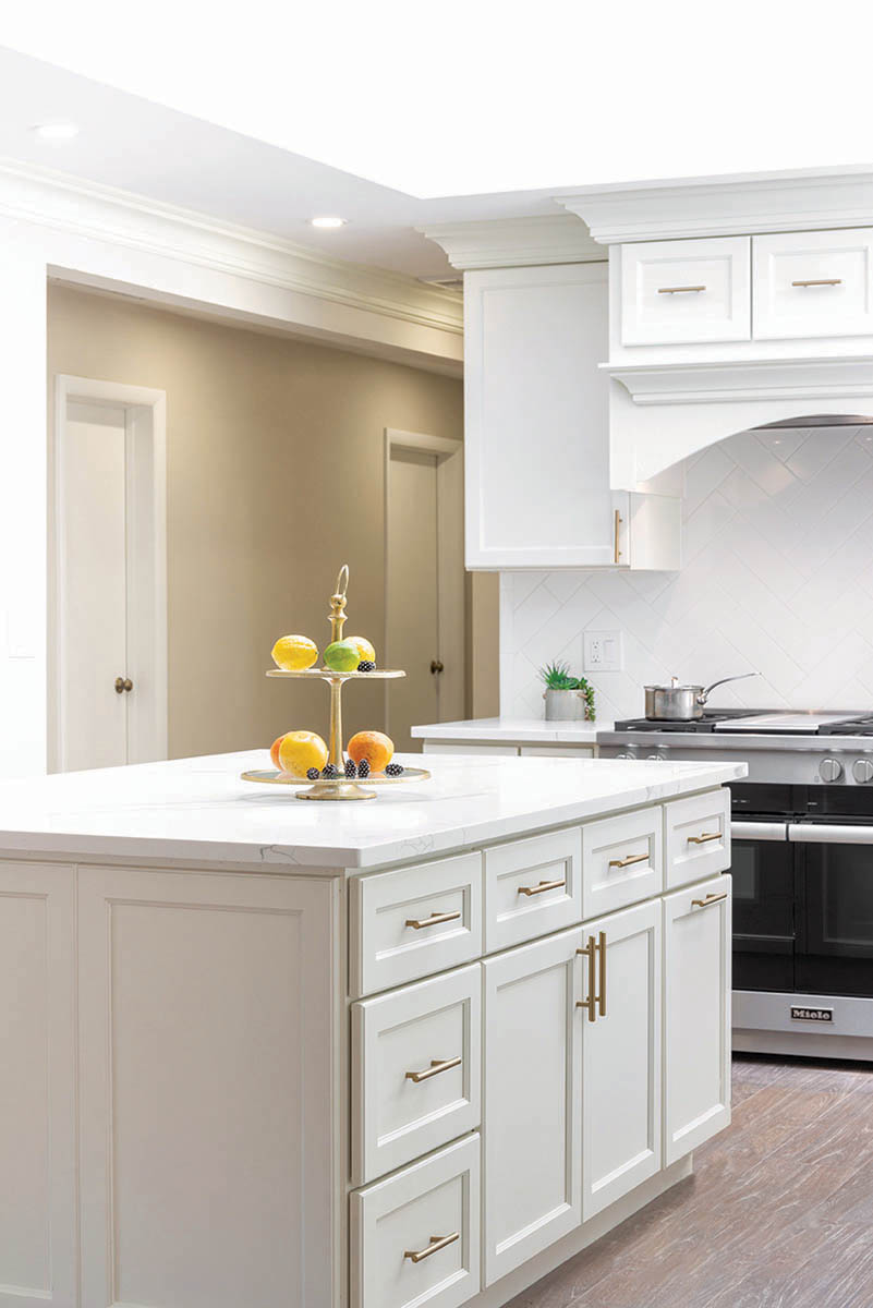 Classic Kitchen Cabinet