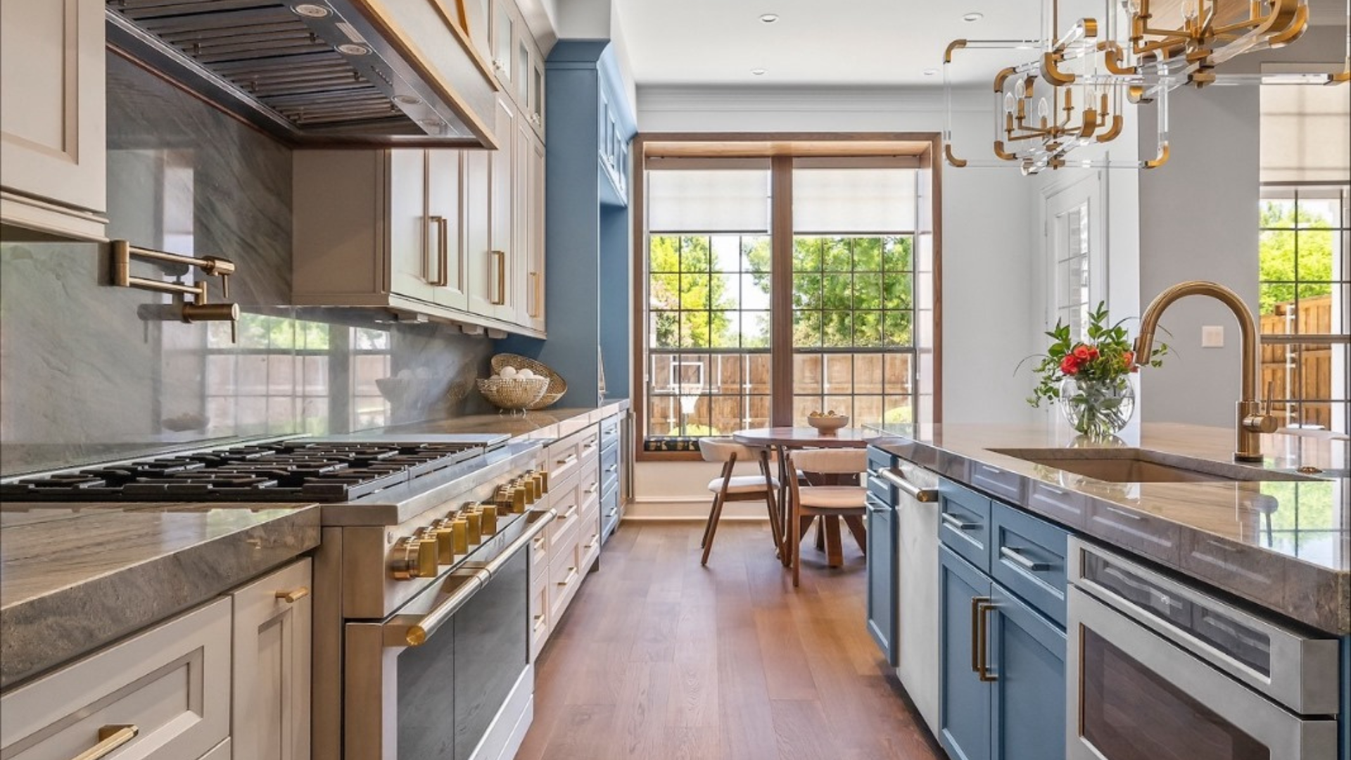 Classic Kitchen Cabinet