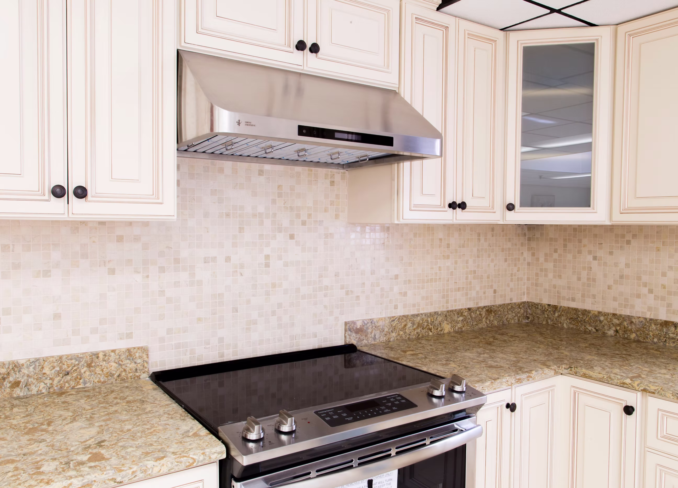 Classic Kitchen Cabinet