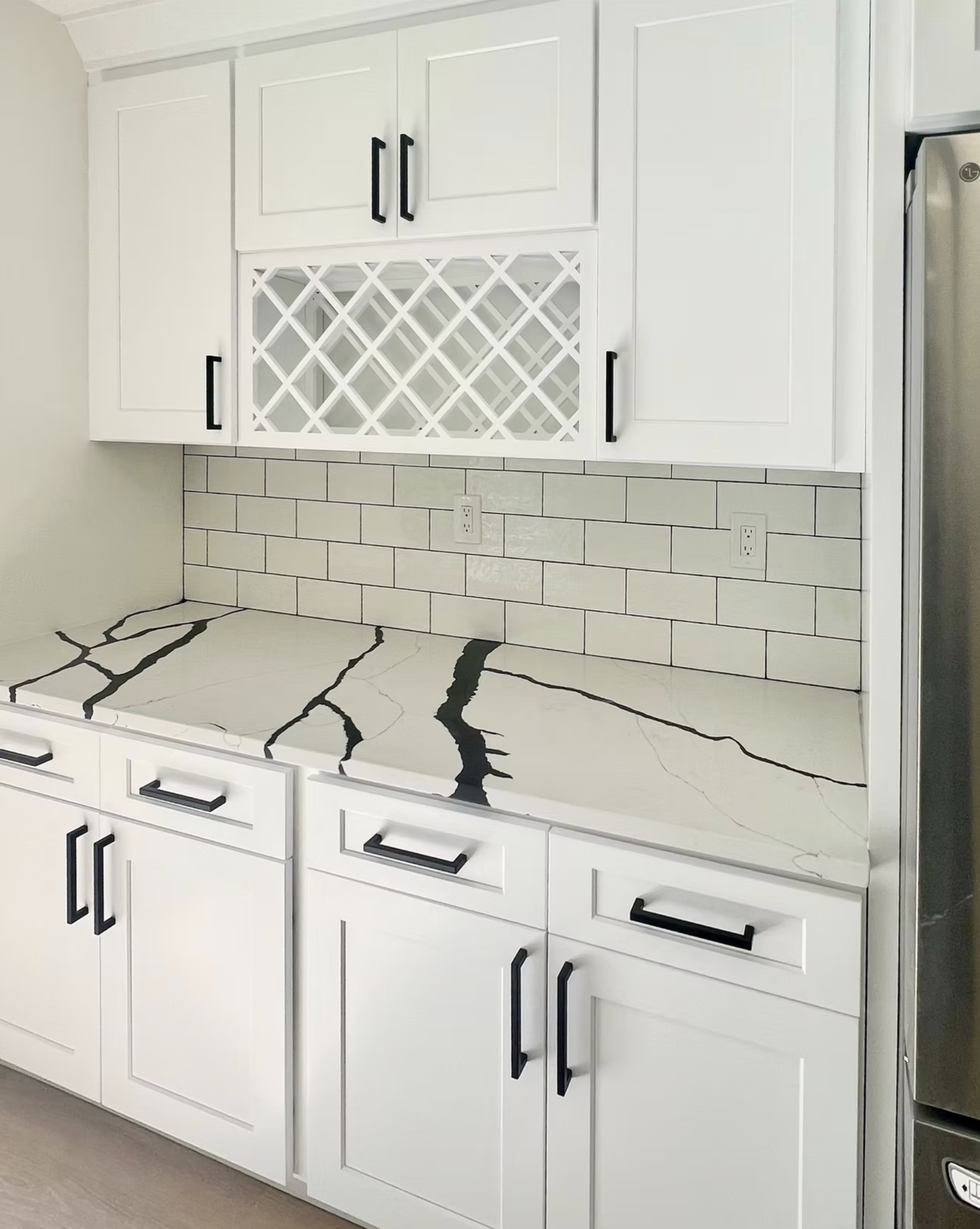 Classic Kitchen Cabinet